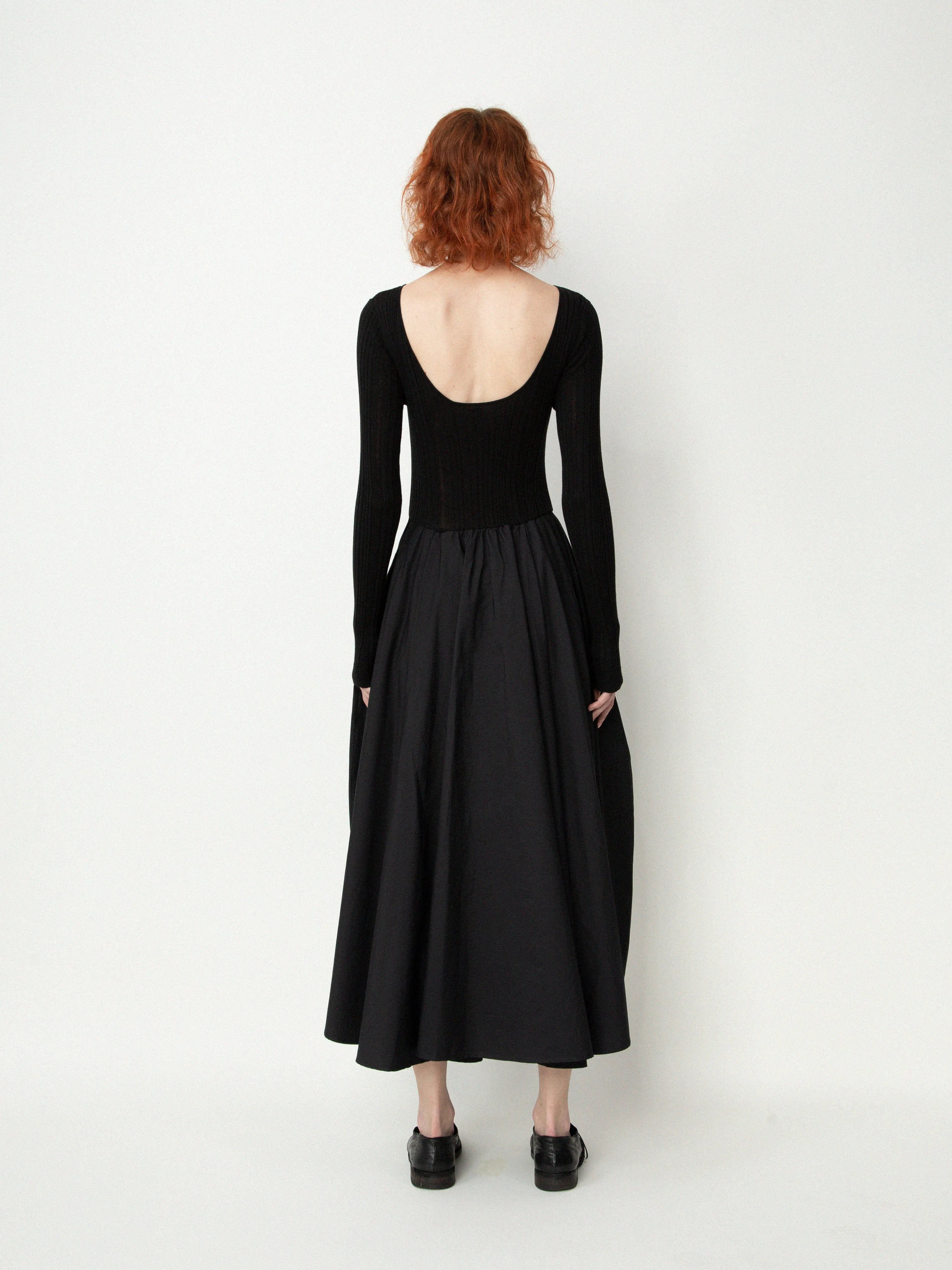 Black-Wool Bud Layer Dress