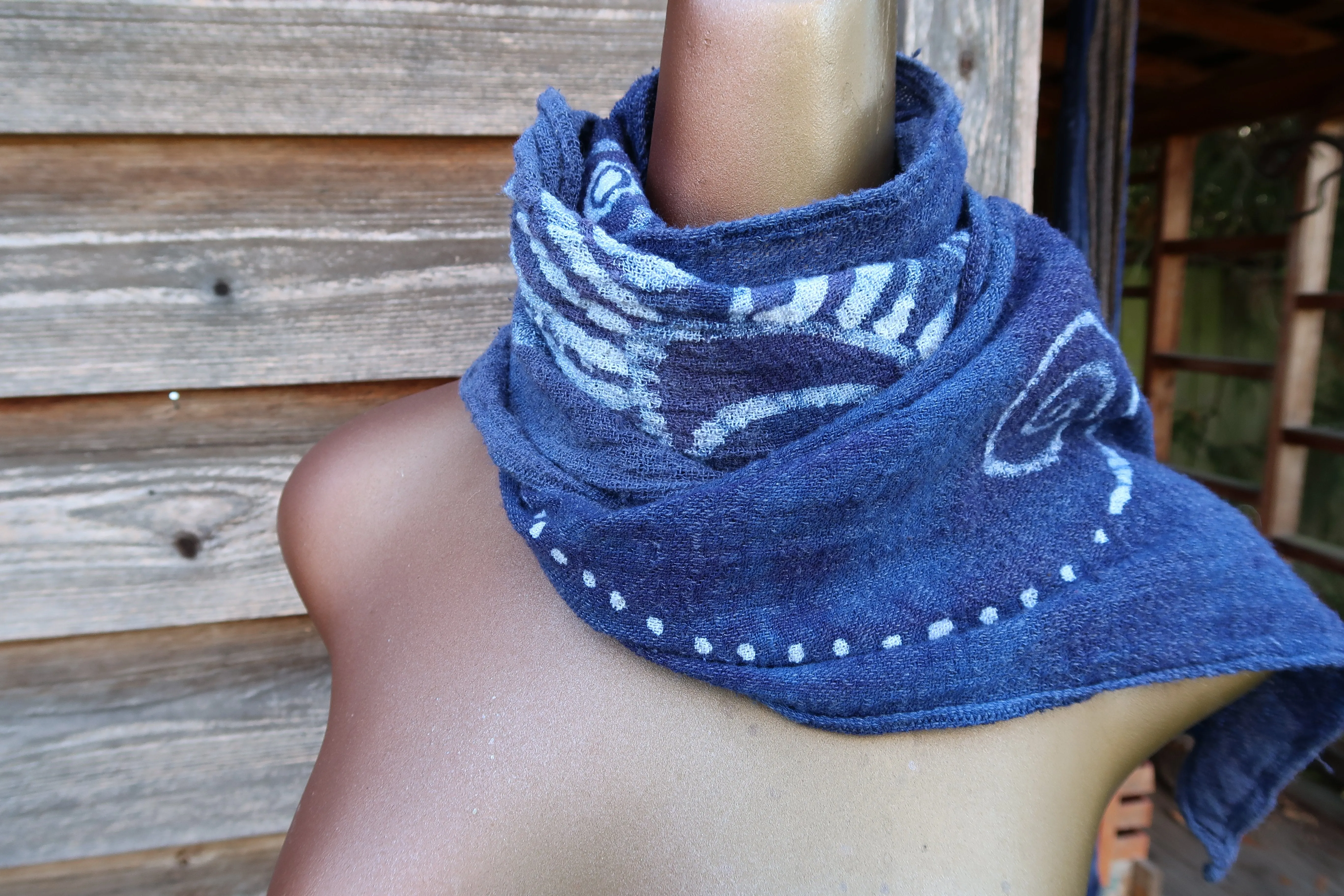 Blue Moon Batik Handmade Scarf in Woven Organic Cotton