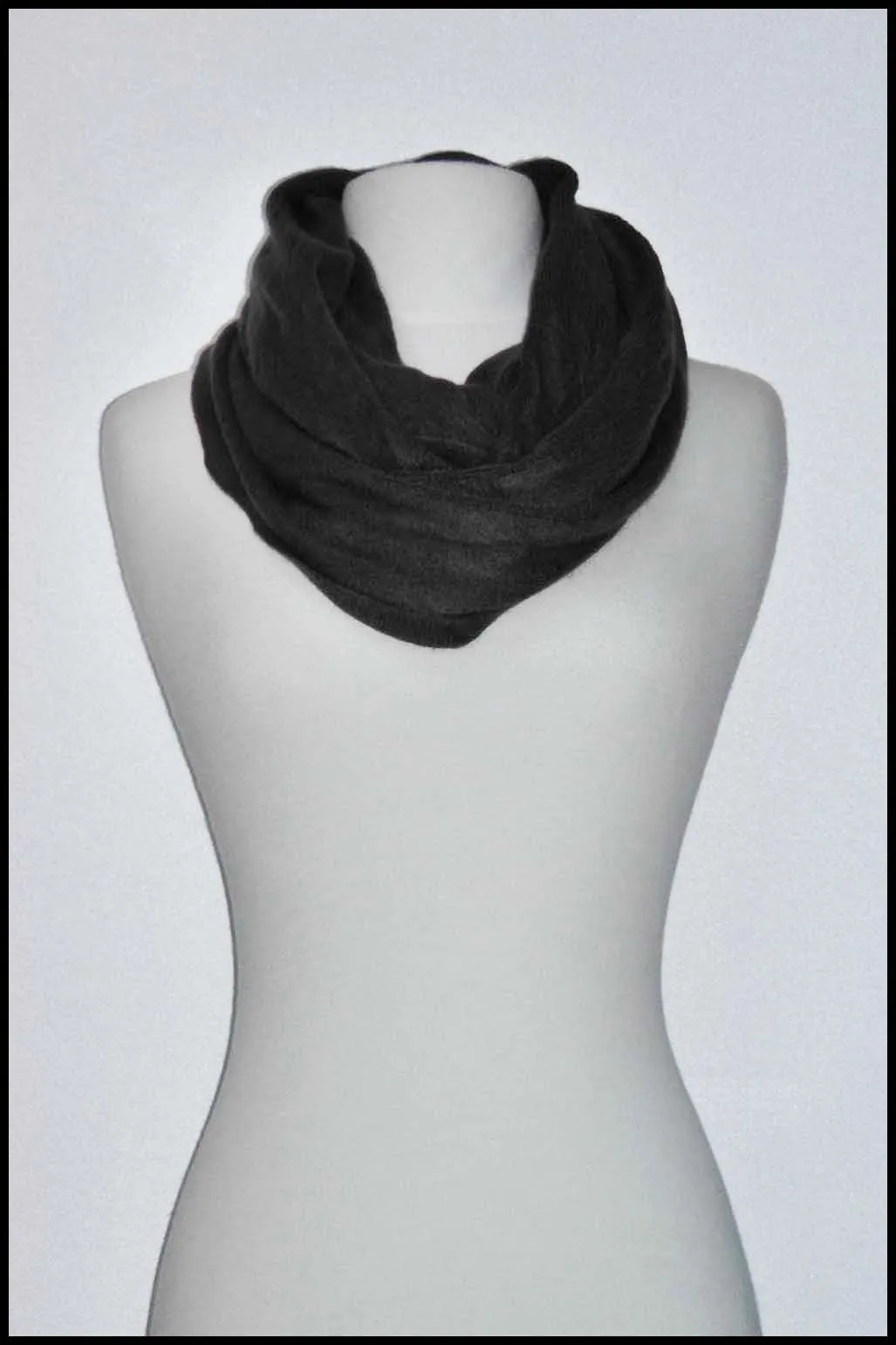 Classic Ultra-soft Knit Infinity Scarf