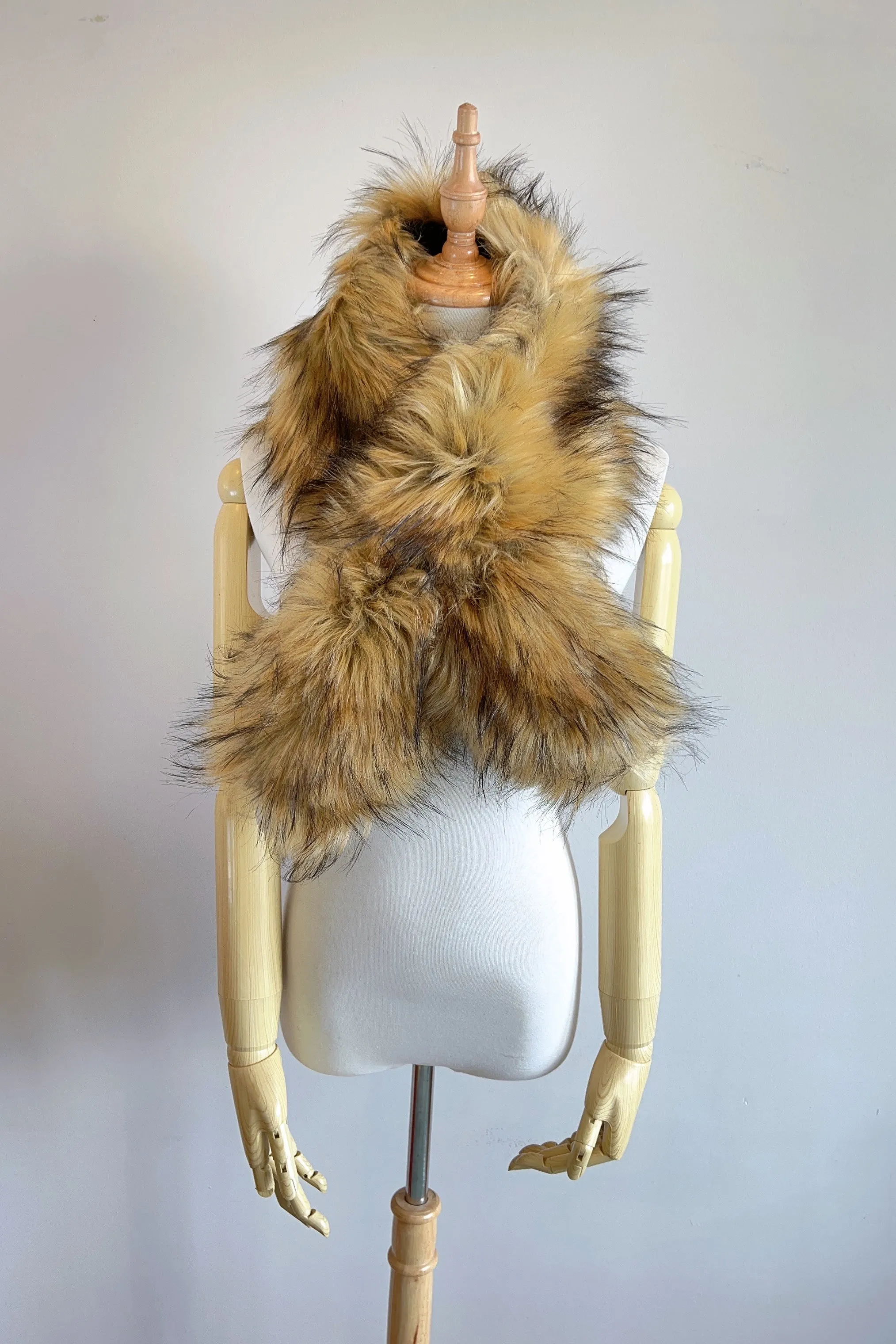 Fox Faux Fur Scarf / Fur Scarf / Bridesmaid Gifts / Brown Fur Scarf