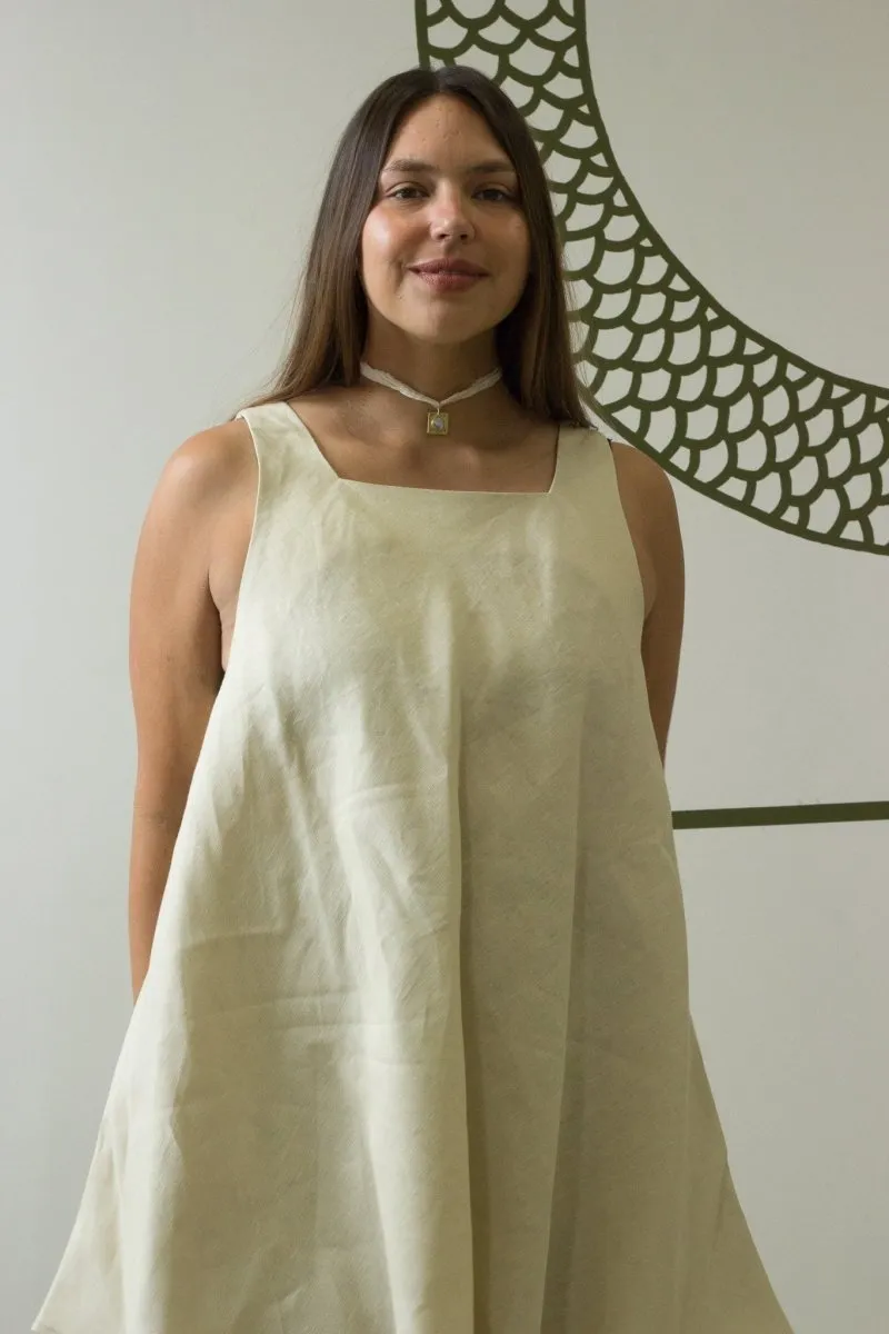 Odeyalo Nili Dress (Natural Linen)