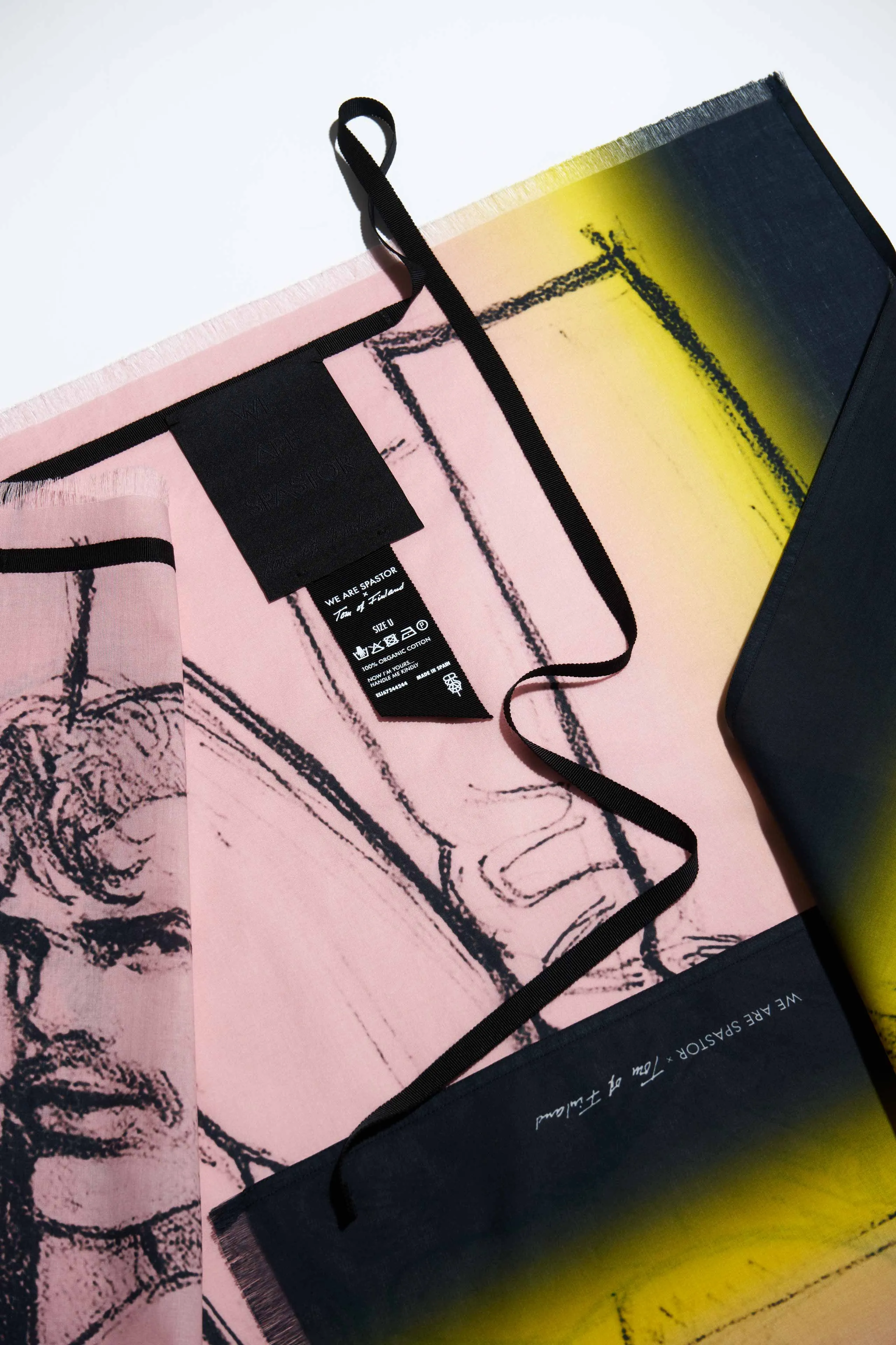 TOM OF FINLAND x WE ARE SPASTOR SARONG PALE